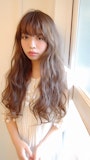 前髪とパーマで印象的に♡素のままでナチュラルにキマる美ダウンスタイル
