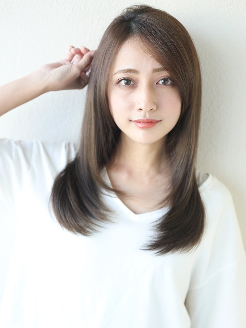 お正月前にカットしとこ!新たな髪型、新たな気持ちで新年を迎えよう♪のサムネイル画像