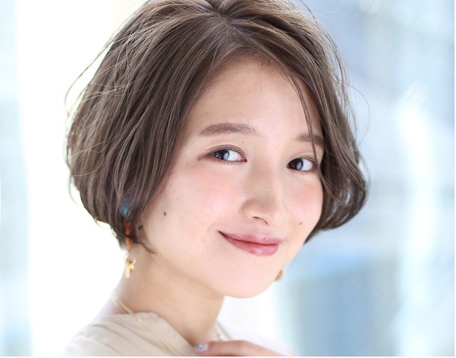 18年秋 今年流行の髪型とは 最新のヘアカラーやヘアスタイルをチェックしてトレンド先取り ホットペッパービューティーマガジン