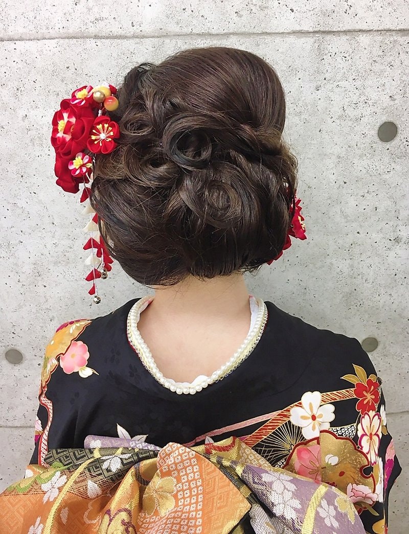 着物姿がもっと楽しめる 成人式や結婚式におすすめの着付けのヘアセット案 ホットペッパービューティーマガジン