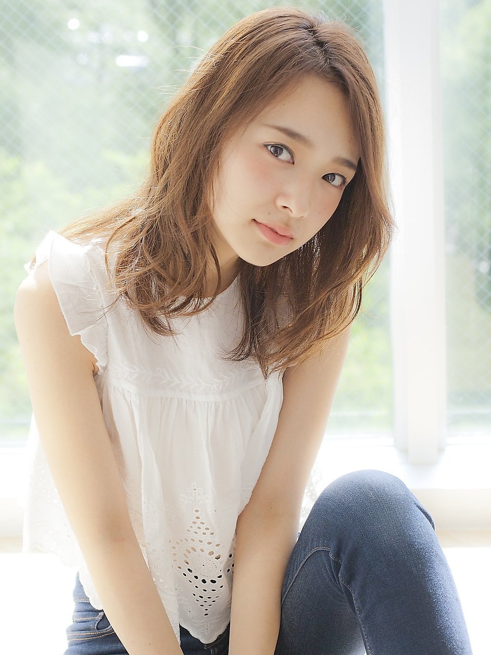 カジュアルな【ミディアムヘア】で、好感度アップ♡老若男女から愛されるミディアムヘア大特集☆のサムネイル画像