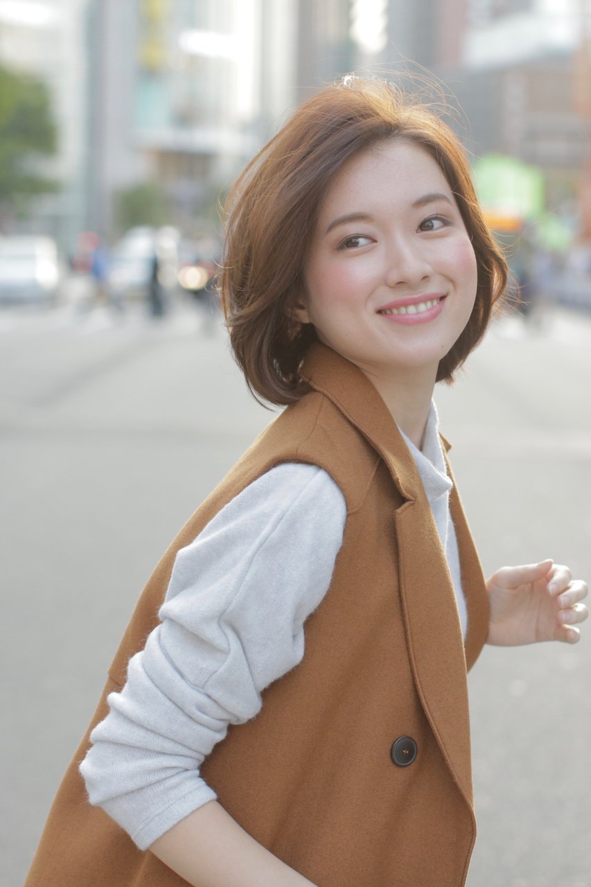 同窓会の髪型を完全攻略！ヘアセットは大人女性の「クラシカル」をキーワードに