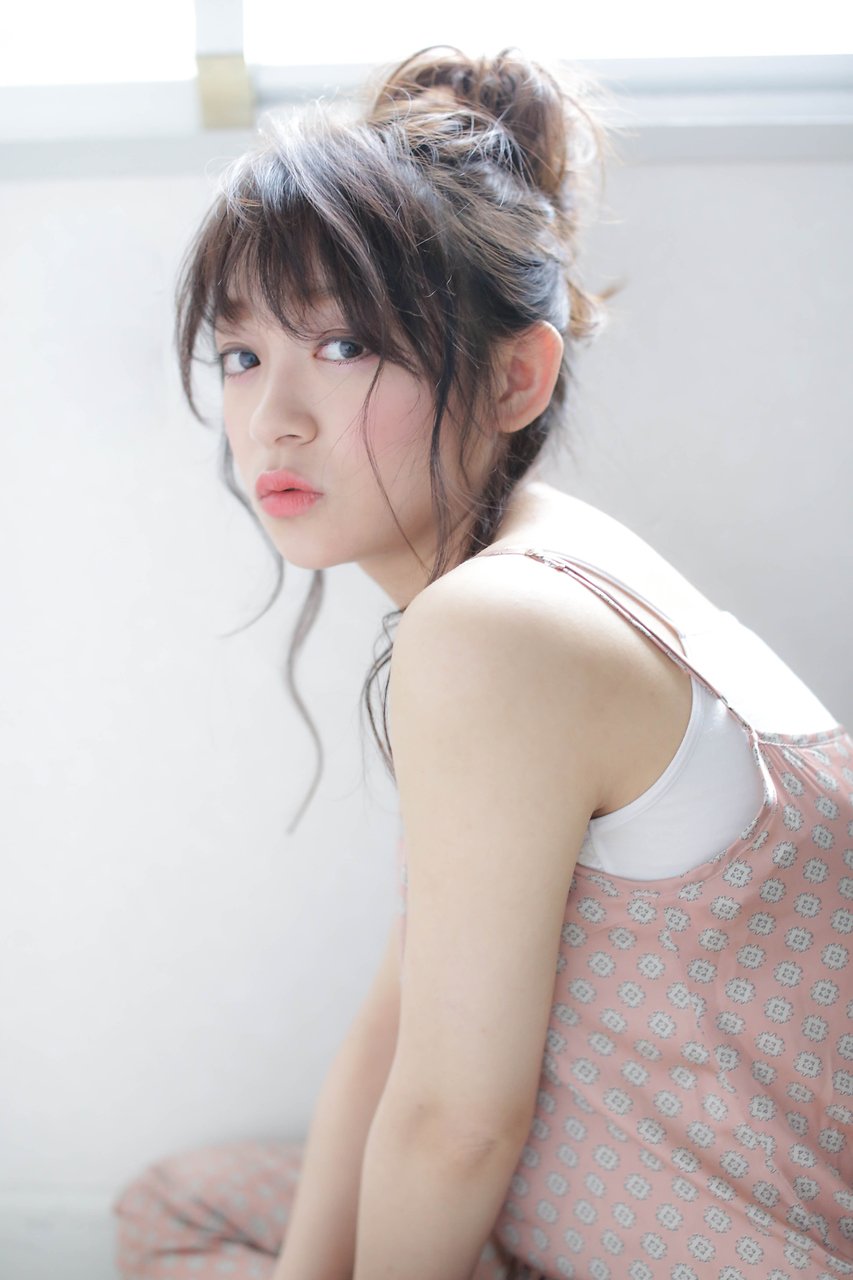 センスいいね お団子アレンジはヘアアクセでオシャレ度1 アップ ホットペッパービューティーマガジン センスいいね お団子アレンジはヘアアクセでオシャレ度1 アップ ホットペッパービューティーマガジン