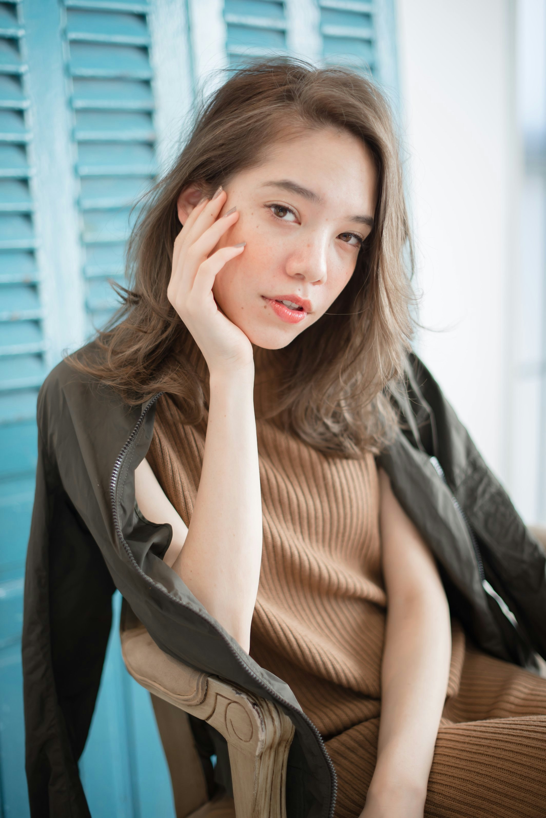 甘すぎないカッコよさをプラス クール系ミディアムのヘアスタイル集 ホットペッパービューティーマガジン