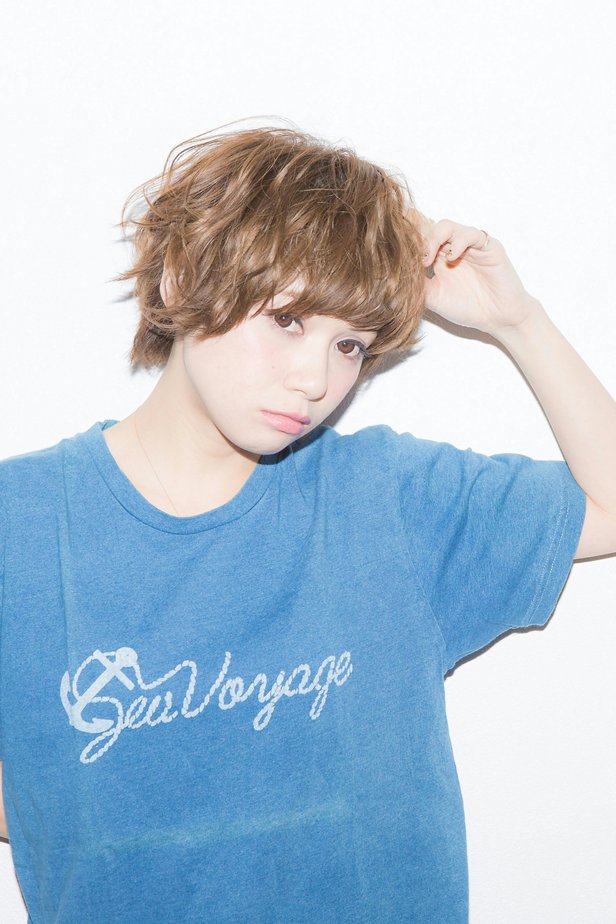 アクティブにも大人ガーリーにも ショートでふんわり ゆるパーマアレンジ ホットペッパービューティーマガジン