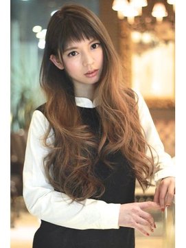 一度はとことん伸ばしてみたい♡女子力たっぷり！憧れのスーパーロング