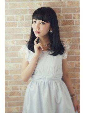 透明感で黒髪をアップグレード♪ピュアブラックで好感度アップを狙え!のサムネイル画像