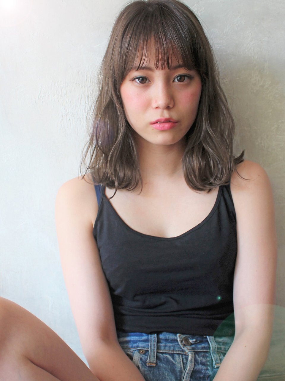 万能ヘアのミディアムボブ♡髪型で「かわいい」も「かっこいい」も叶えちゃおう！のサムネイル画像