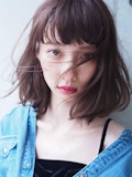ナチュラルで自然体！今話題のファッションワード｢ノームコア｣をヘアスタイルに取り入れて。