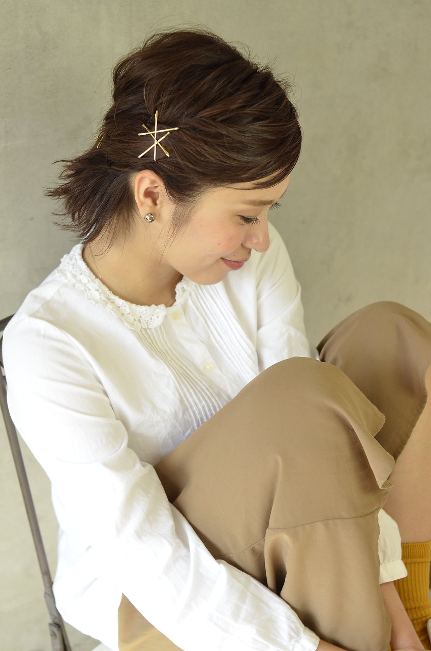 作りすぎない”こなれ感”がセンスいい♪ナチュラルなヘアアレンジをご紹介のサムネイル画像