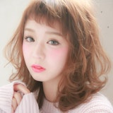 髪型はニットの素材感に合わせて♪ふんわりヘアでトータルコーディネートしよう♡