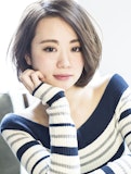 マッシュヘアは流行のアッシュカラーでおしゃれに♪マッシュの暗髪ヘアカタログ