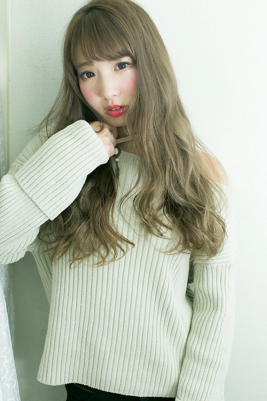 そのロングヘア Aラインシルエットにしてみない 魅力たっぷりの素敵なaラインスタイル集 ホットペッパービューティーマガジン そのロングヘア Aラインシルエットにしてみない 魅力たっぷりの素敵なaラインスタイル集 ホットペッパービューティーマガジン