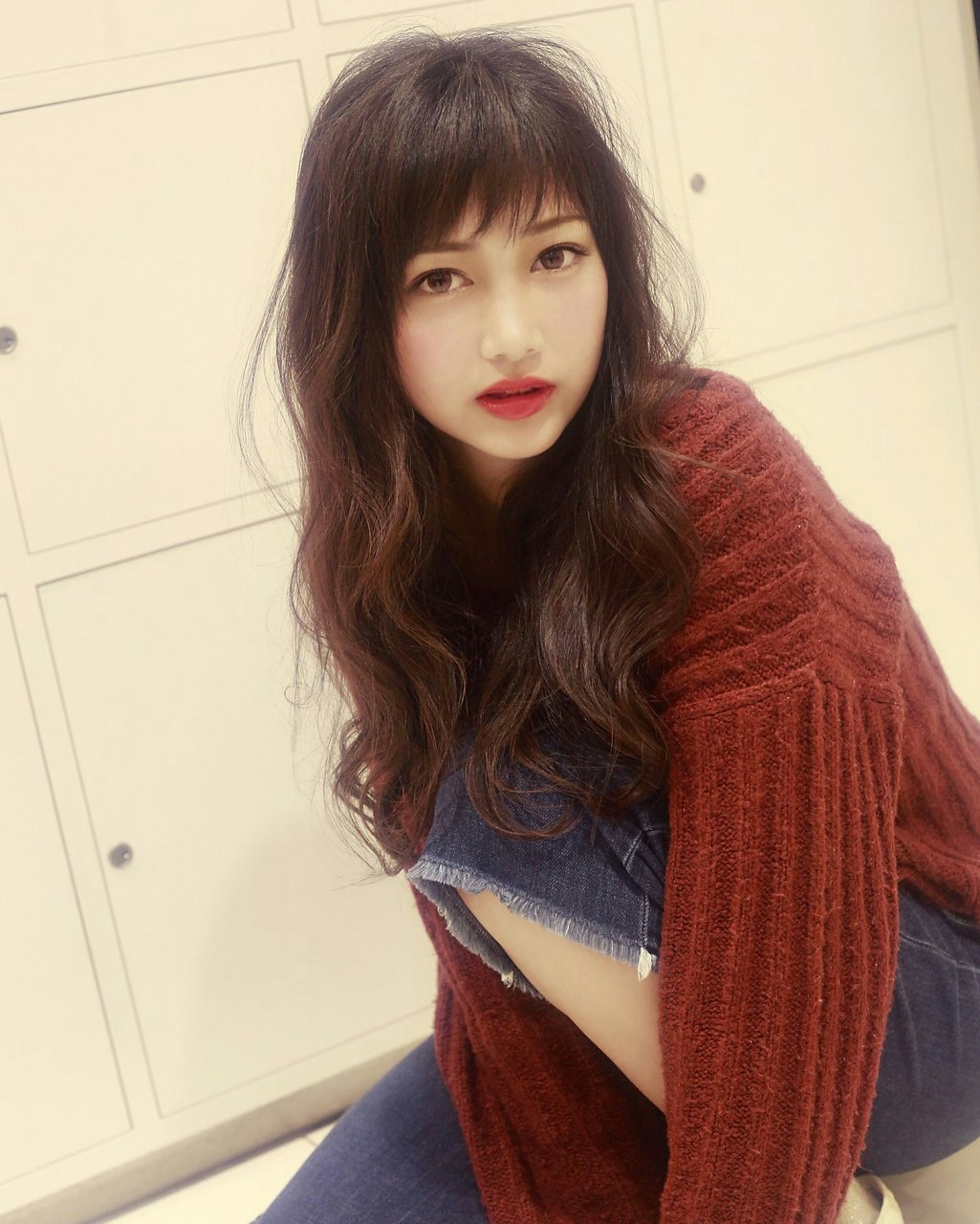 《大人のモテ髪》赤リップメイクが似合う♡大人かっこいいヘアスタイル16選のサムネイル画像