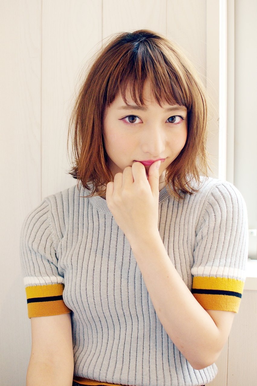 ヘアスタイルは前髪次第!?ブラントカットはどんな前髪とも相性抜群◎のサムネイル画像