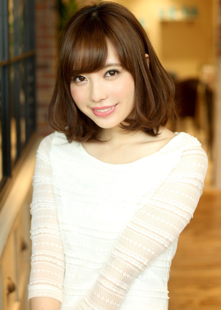 トレンド クラシカルな前髪で 最旬モテカワを手に入れる 大人女子のためのヘアカタログ ホットペッパービューティーマガジン