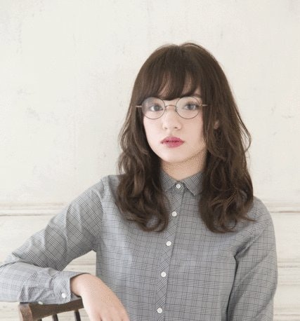 メガネは似合わない なんてもったいない おしゃれスタイルを顔型別に紹介 ホットペッパービューティーマガジン メガネは似合わない なんてもったいない おしゃれスタイルを顔型別に紹介 ホットペッパービューティーマガジン