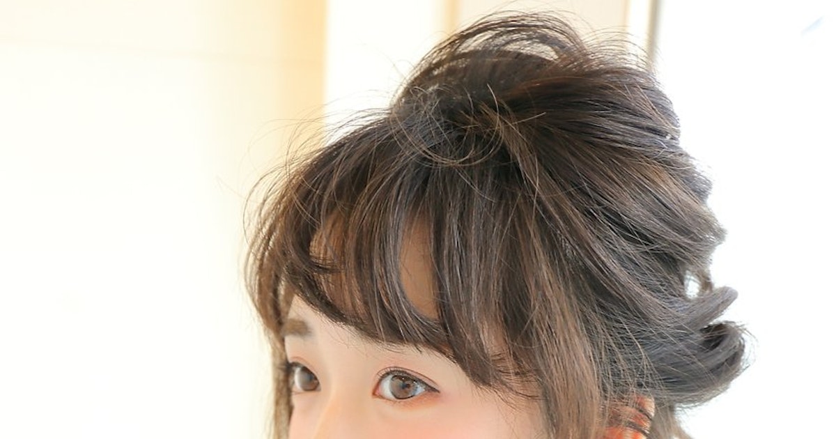 演奏会の髪型は上品さが命 さりげなく華やかな大人のためのヘアアレンジ ホットペッパービューティーマガジン 演奏会の髪型は上品さが命 さりげなく華やかな大人のためのヘアアレンジ ホットペッパービューティーマガジン