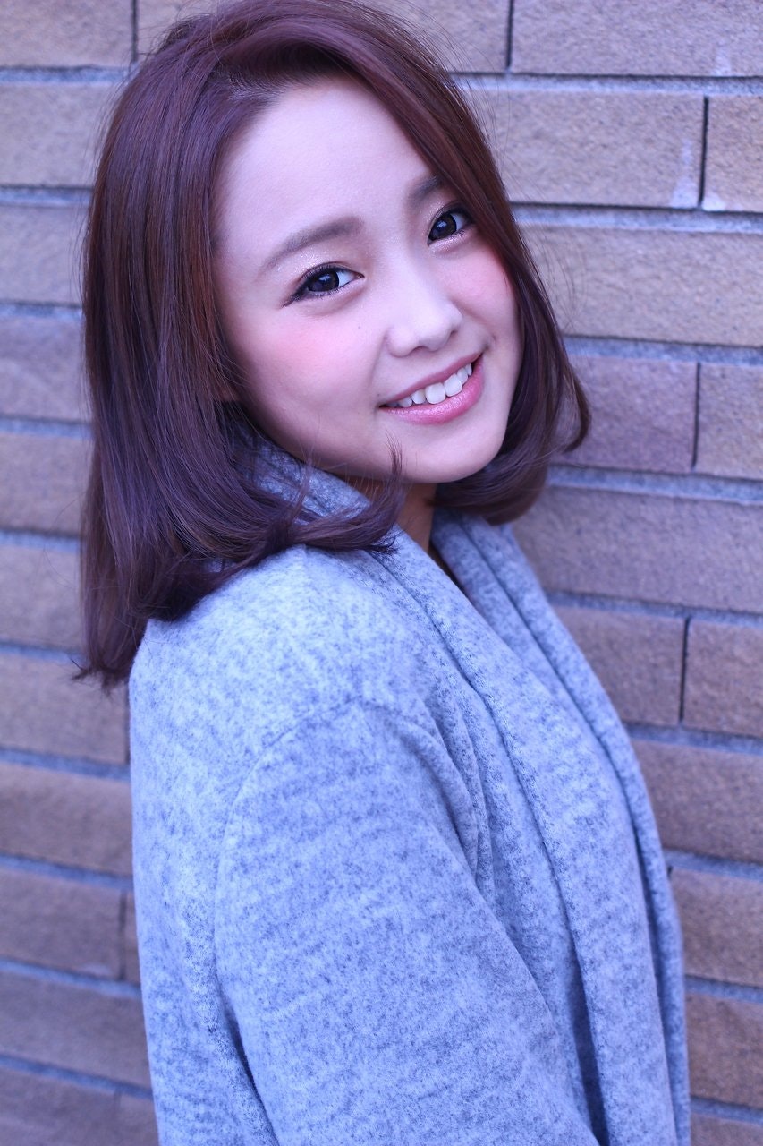 進化したコンサバ系の髪型で、好感度の高い「キレイなお姉さん」に♪のサムネイル画像
