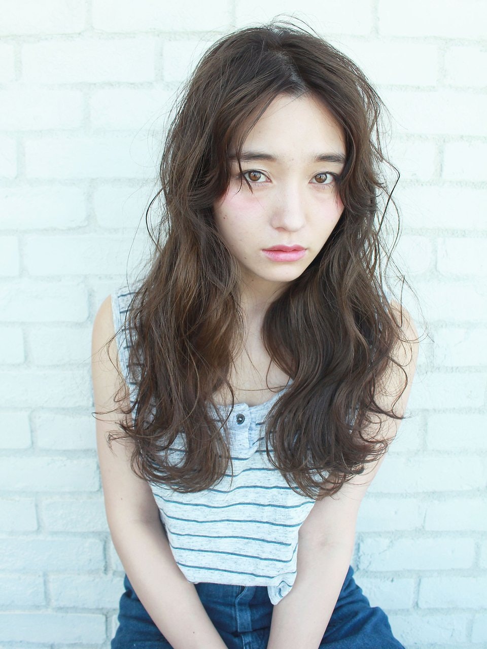 前髪のセンター分けでモテ髪に 男ウケするおすすめのヘアスタイル特集 ホットペッパービューティーマガジン 前髪のセンター分けでモテ髪に 男ウケするおすすめのヘアスタイル特集 ホットペッパービューティーマガジン