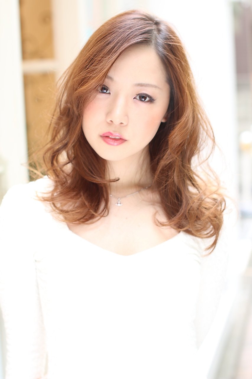 大人可愛いオレンジ系 スウィートオレンジで軽やか 抜け感を楽しもう ホットペッパービューティーマガジン