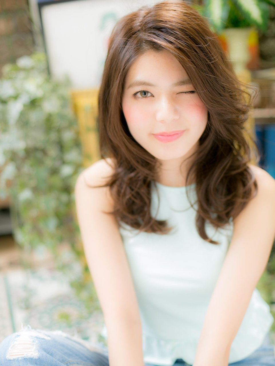 ぺたんこヘアはもう卒業!ボリューミーな髪型でオシャレもカワイイも手に入れよう♡のサムネイル画像