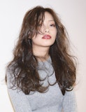 今、髪色変えるならアッシュ！外国人のような透明感のあるおしゃれヘアーになろう