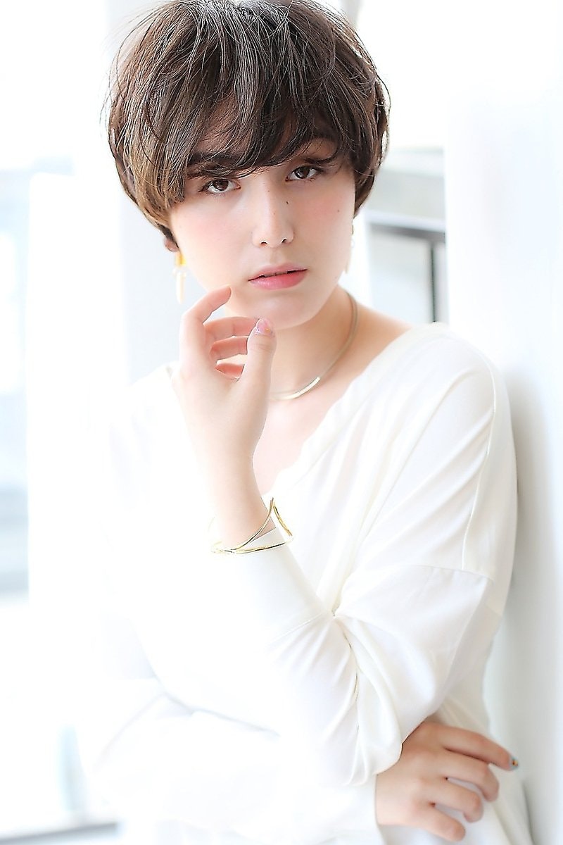 18 春 マッシュの髪形がころんと可愛い ふんわり女性らしい髪型を手に入れよう ホットペッパービューティーマガジン