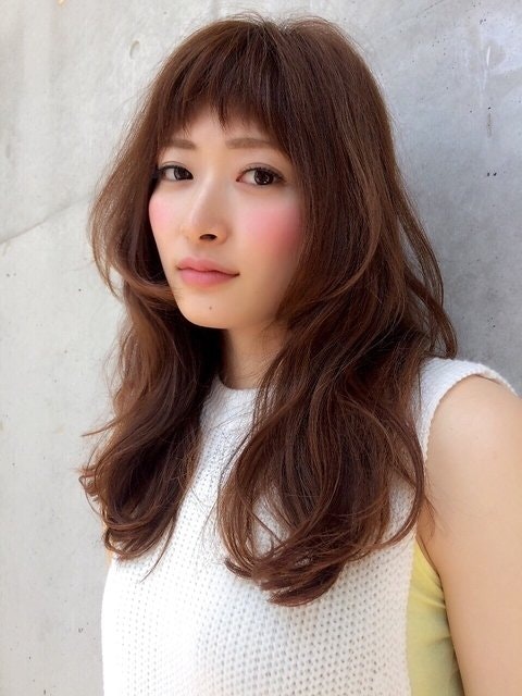 おしゃれ可愛い“姫カット”でふんわり小顔プリンセスに大変身!のサムネイル画像