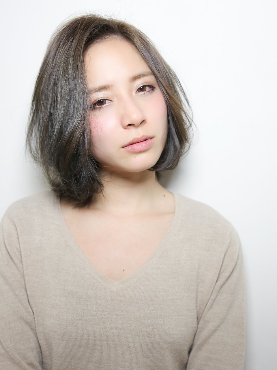 ファッションセンスがきらりと光る髪型特集☆【長さ別】カジュアルヘアカタログのサムネイル画像