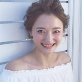 特別な日は「波ウェーブ」のヘアセットで決まり♡こなれ感たっぷりのまとめ髪特集