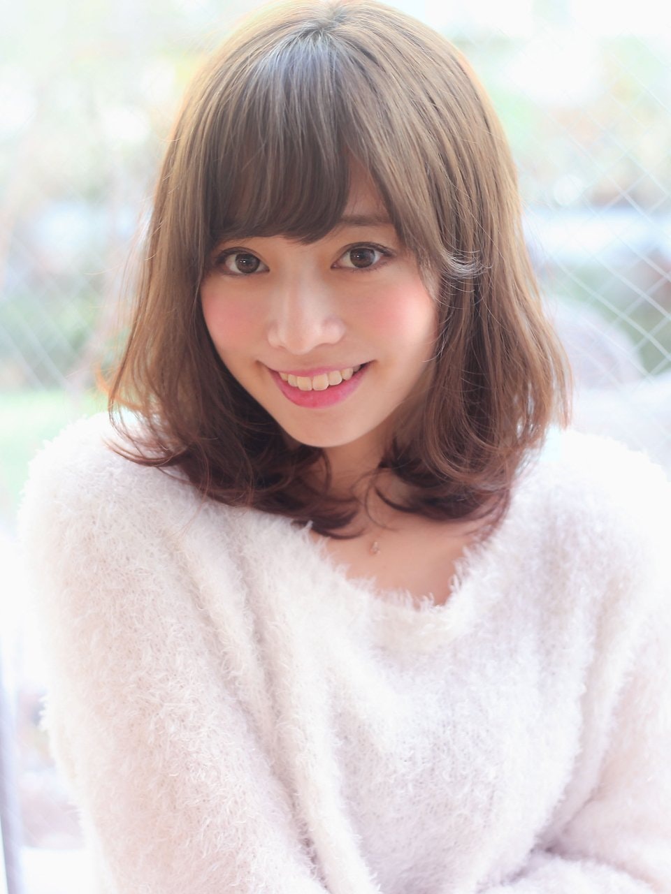 ミディアムヘアはお手入れ簡単で好感度高め♡4スタイルまとめてみました!のサムネイル画像