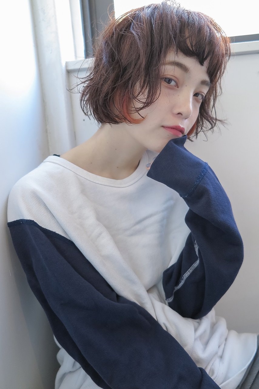 憧れの外国人風ヘアが手に入る♡いま注目の「インナーカラー」って？のサムネイル画像