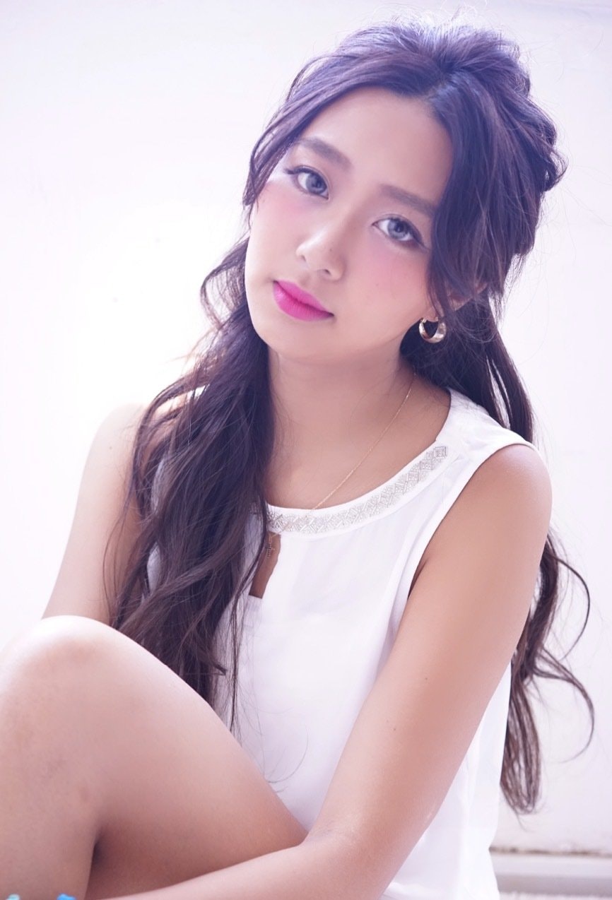 オフィス デートに大活躍 ハーフアップのカジュアルアレンジ ホットペッパービューティーマガジン