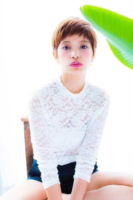 ベリーショートヘアがかわいい♡アレンジを加えてモテ髪に大変身!のサムネイル画像