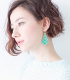 「前下がりのシルエット」でヘアスタイルが大人っぽく♪女度アップのヘアカタログ集