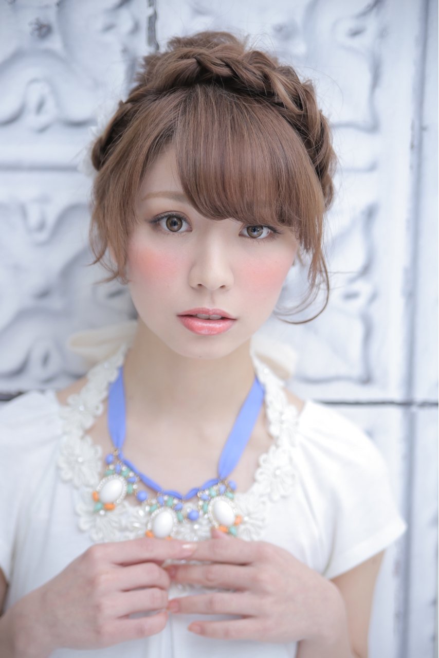 誕生日は美容院の特別なヘアセットで ちょっぴり贅沢で思い出に残る最高の一日にしよう ホットペッパービューティーマガジン