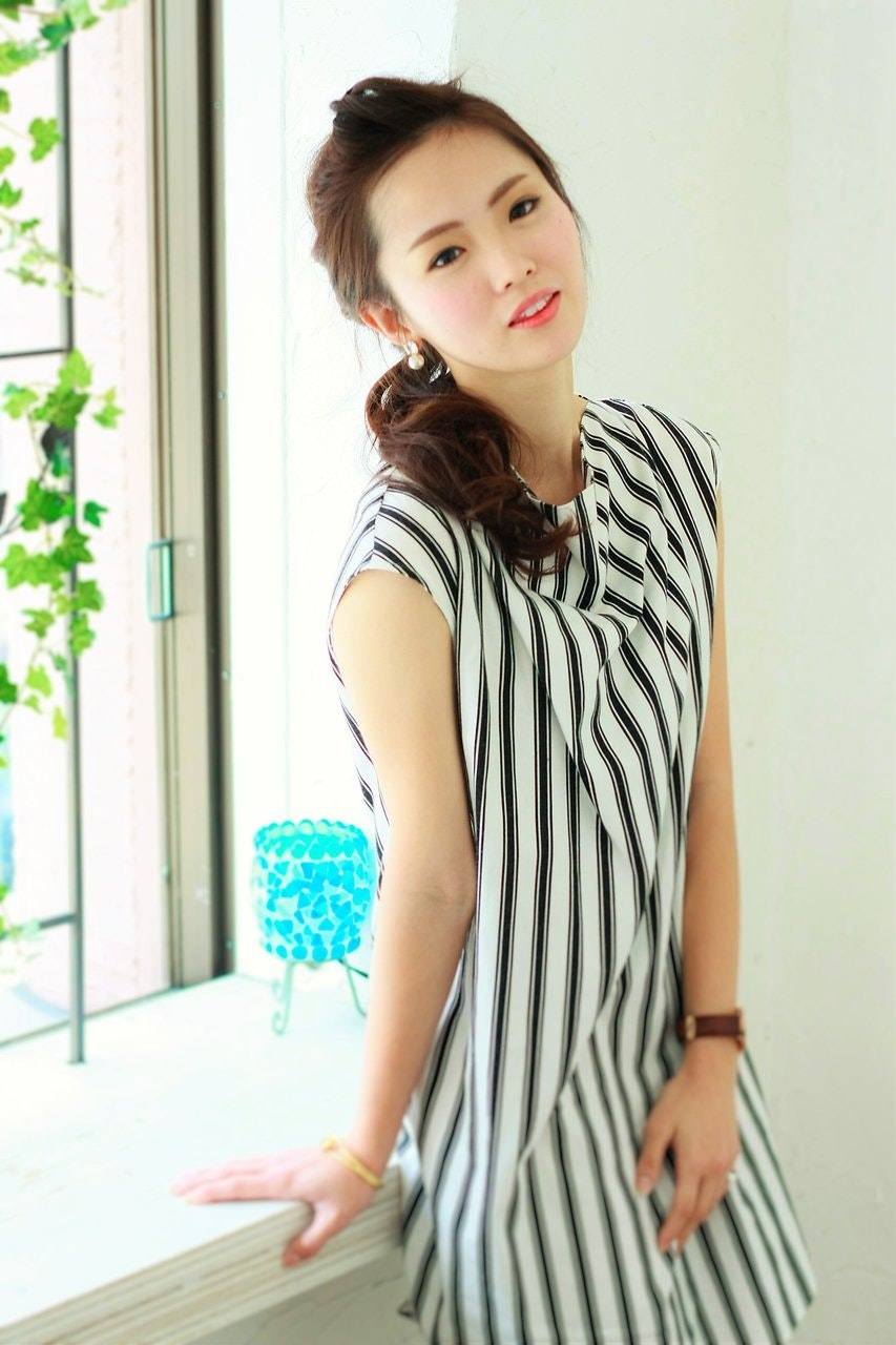 はじめてでも簡単!ポンパドールでつくるかわいいヘアアレンジ集♪のサムネイル画像