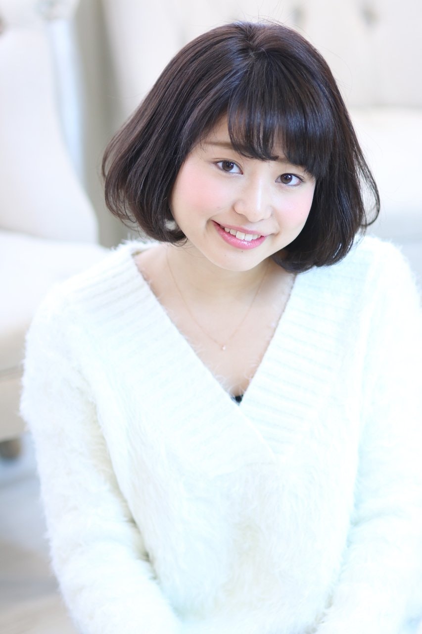 卒業式の髪型におすすめ!写真も映える中高生のためのおしゃれな黒髪ヘアカタログのサムネイル画像