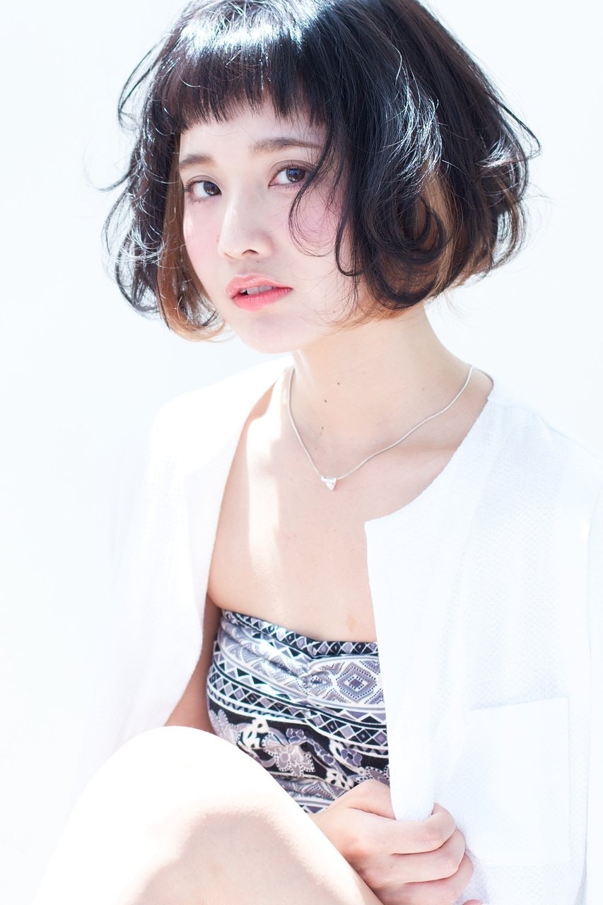 個性的な髪色でおしゃれ女子デビュー ワンランク上をいく新鮮なヘアカラーのすすめ ホットペッパービューティーマガジン