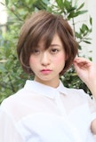クールなショートボブで知的な“女子”を演出♪﻿大人っぽさもかっこよさも手に入る髪型カタログ