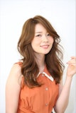 ひし形シルエットでワンランク上のロングヘアに！【前髪別】大人が似合うキレイめヘアスタイル集