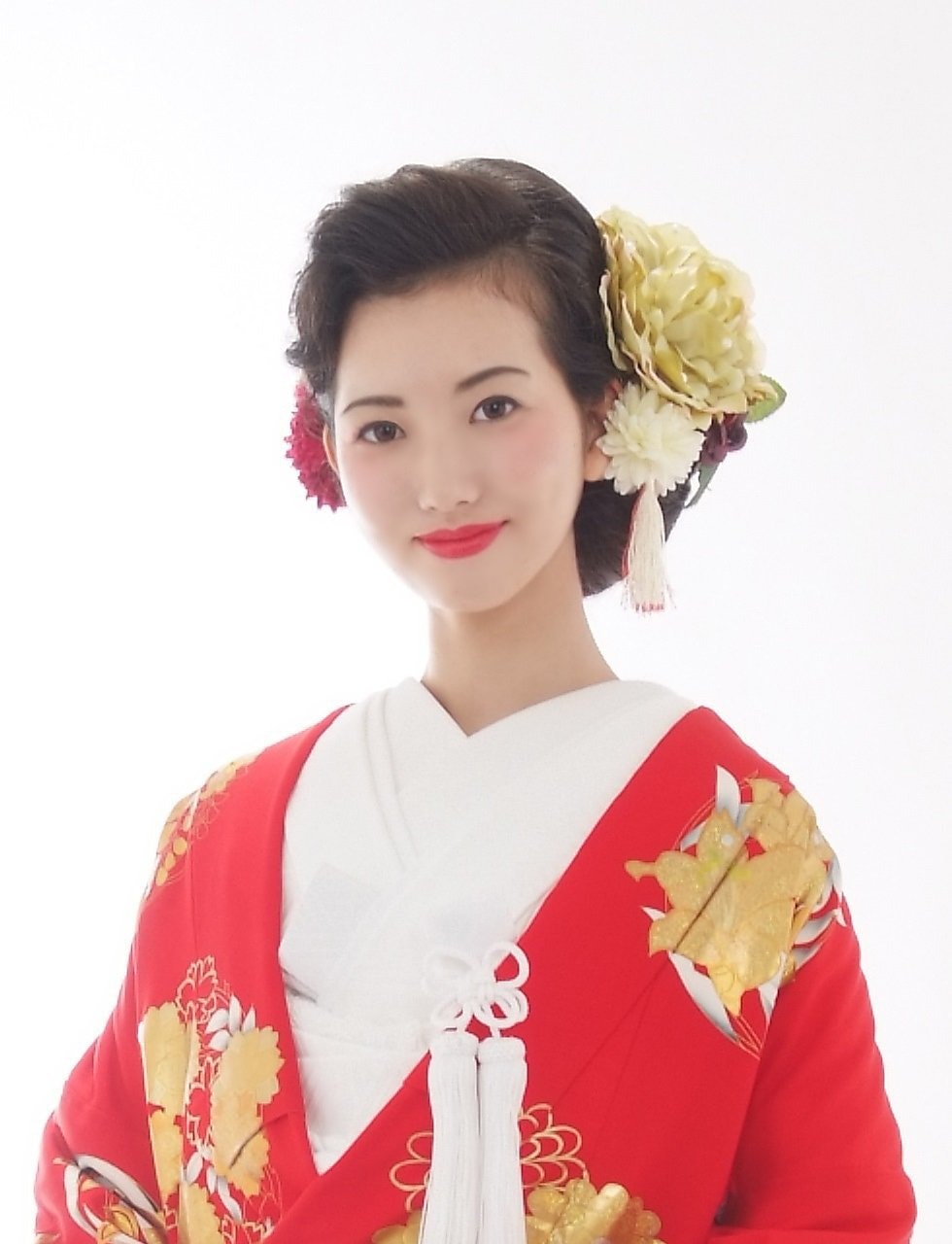 花嫁さん向け髪型特集 ウェディングドレス 着物に映える結婚式のヘアスタイルまとめ ホットペッパービューティーマガジン 花嫁さん向け髪型特集 ウェディングドレス 着物に映える結婚式のヘアスタイルまとめ ホットペッパービューティーマガジン