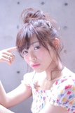TPOに合わせて楽しめる♡万能ヘア【お団子】のキュートなシーン別まとめ髪♪