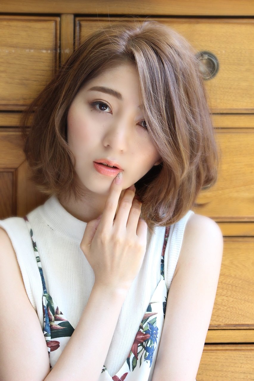 ゆるふわパーマで30代女性の魅力を引き出す 大人かわいさが輝くヘアスタイル集 ホットペッパービューティーマガジン