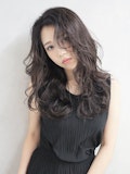 オシャレ度アップ♡アッシュ系ヘアカラーで透明感のあるヘアスタイルに