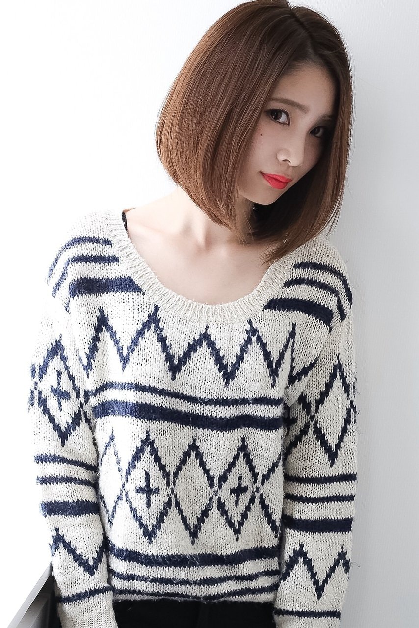 クラシカルな雰囲気がまるで別人♡ショートヘアで女っぷりを上げてみない？のサムネイル画像