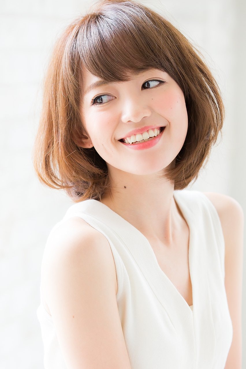 ヘアカラーで清楚系へとチェンジ 恋を呼び込む好感度upヘアはこれ ホットペッパービューティーマガジン