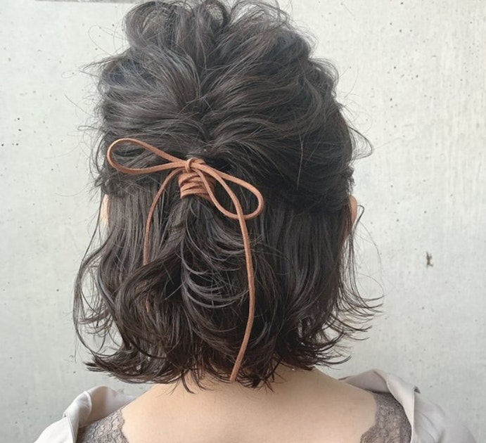 気分がアガる 21春 イベント映えするトレンドヘアアレンジを大特集 ホットペッパービューティーマガジン