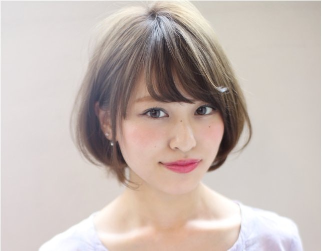 18年秋の髪色 今の気分は どのアッシュ 透明感あふれる アッシュ系 ヘアカラー大特集 ホットペッパービューティーマガジン 18年秋の髪色 今の気分は どのアッシュ 透明感あふれる アッシュ系 ヘアカラー大特集 ホットペッパービューティーマガジン